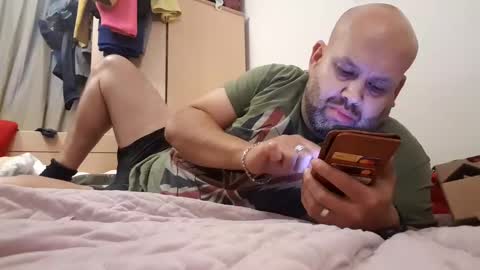 Snapshot of pulpdiction2 chatting on December 17, 2:33 pm Pulp online show from December 17, 2:33 pm