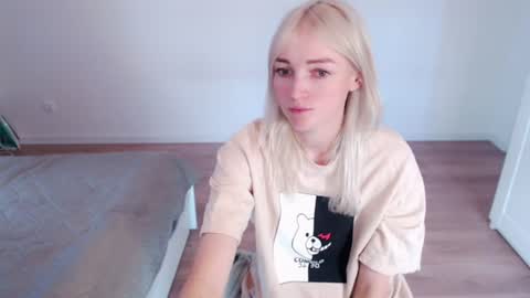 Polly online show from August 5, 6:38 am