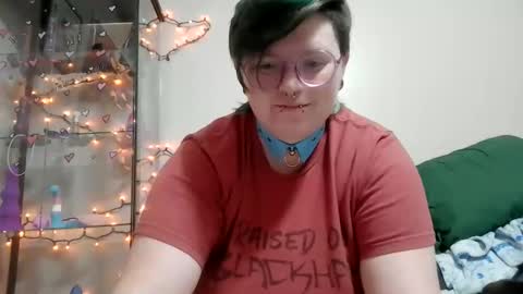 PupGhostt online show from February 11, 1:49 pm