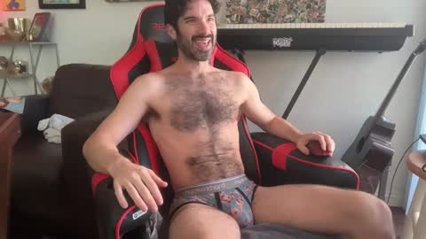 Pup Scritch online show from February 4, 4:24 pm