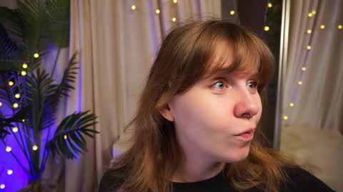 constant schedule Wednesday  Friday  Saturday  Sunday  The Rosemarie online show from October 18, 5:43 am