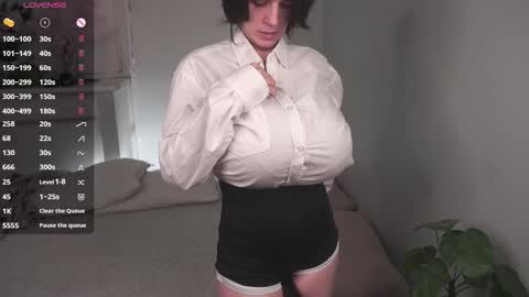 Ariana online show from February 24, 6:06 pm