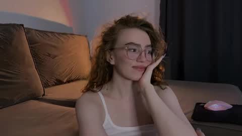 Marie online show from March 2, 11:29 am