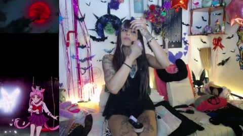 purplekattlyn online show from May 24, 3:44 am