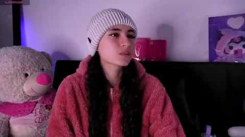 Alynn online show from July 2, 1:27 am