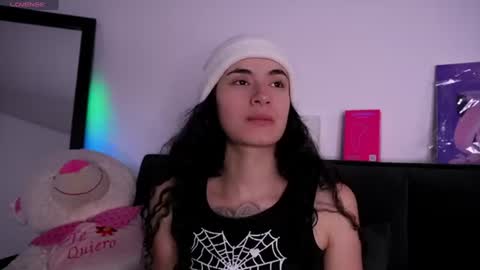 Alynn online show from July 18, 10:57 pm