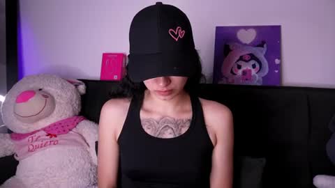 Alynn online show from August 2, 6:06 pm