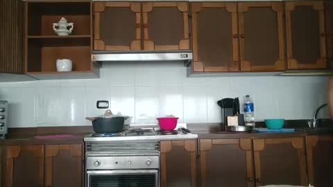 Mary online show from November 4, 9:19 am