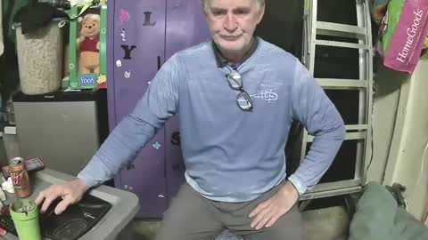 Mark online show from December 25, 4:12 am