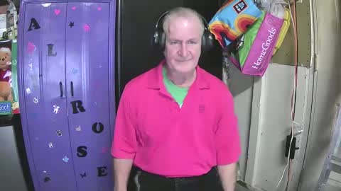 Mark online show from January 9, 5:43 pm