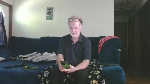 Mark online show from September 29, 4:12 pm