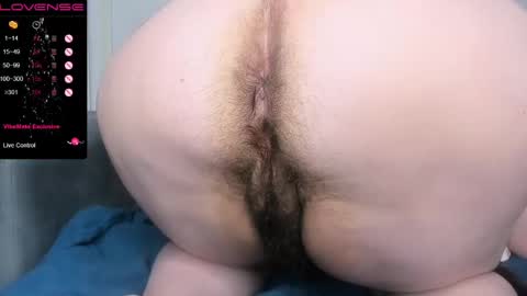 Snapshot of pussy_sladusy chatting on January 11, 6:12 pm Nina online show from January 11, 6:12 pm
