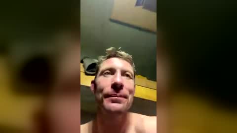 pussybountyhunterr online show from June 18, 5:19 am