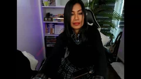  POCCA online show from December 23, 12:30 am