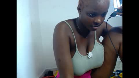 pussydollurz online show from November 29, 8:06 am