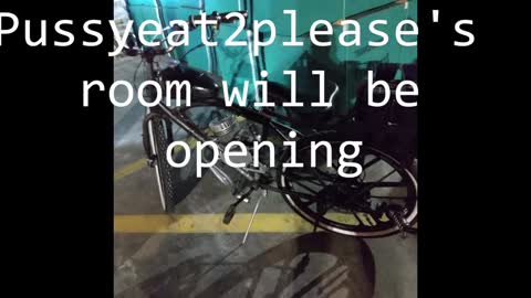 Snapshot of pussyeat2please chatting on December 22, 5:12 am Rick online show from December 22, 5:12 am