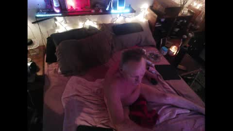 Snapshot of pussyeat2please chatting on February 23, 4:46 pm Rick online show from February 23, 4:46 pm