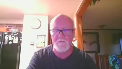 pussylover1365 online show from September 23, 9:29 pm