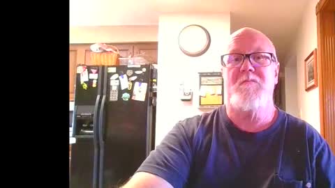 pussylover1365 online show from October 28, 8:44 pm