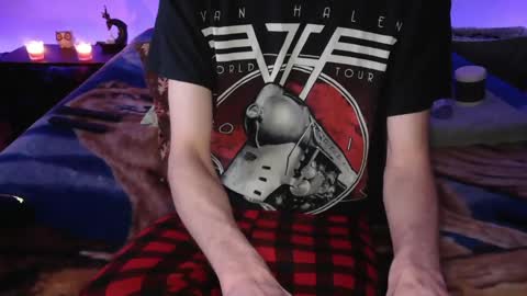 Snapshot of pussylover2182 chatting on February 15, 5:41 am pussylover2182 online show from February 15, 5:41 am