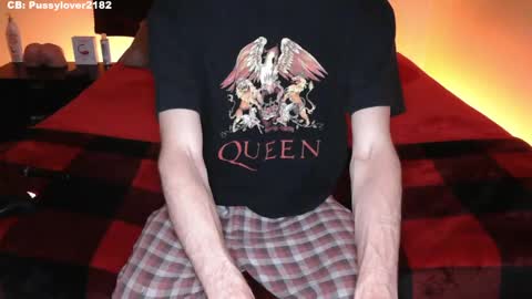 Snapshot of pussylover2182 chatting on October 8, 3:04 am pussylover2182 online show from October 8, 3:04 am