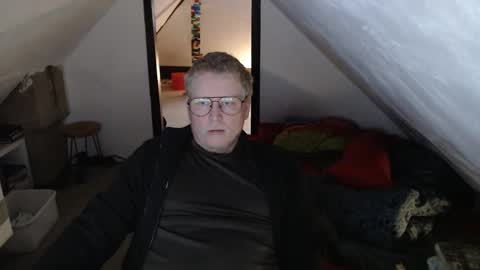 pussylovercb online show from April 9, 7:47 am