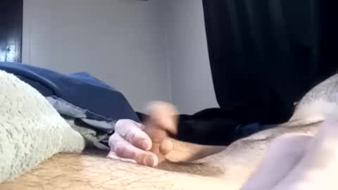 Pussyluver420 online show from December 18, 8:48 pm