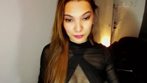 Snapshot of pussywetandwild chatting on January 17, 2:29 am LHARA online show from January 17, 2:29 am