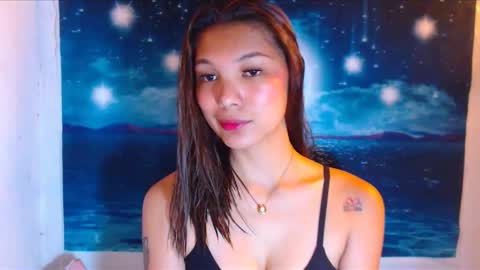 Snapshot of pussywetandwild chatting on March 29, 2:39 pm LHARA online show from March 29, 2:39 pm