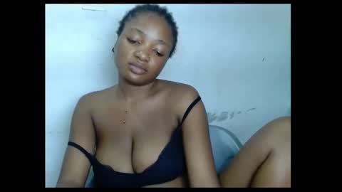 pussyxwetx online show from May 16, 1:13 am