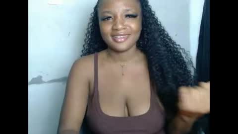 Snapshot of pussyxwetx chatting on July 11, 10:44 pm pussyxwetx online show from July 11, 10:44 pm