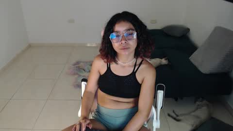 Izumi online show from December 21, 6:30 am