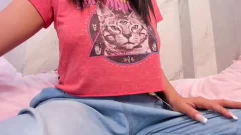 Snapshot of pvssi_ chatting on December 16, 4:05 pm Sophy online show from December 16, 4:05 pm