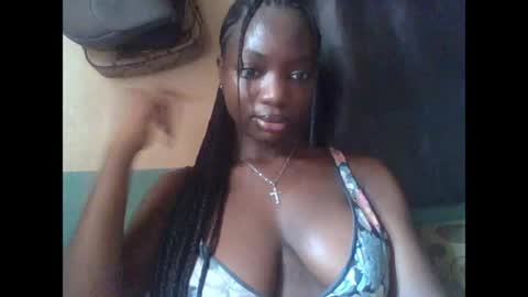 ora online show from April 17, 10:07 am