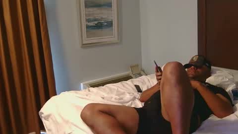 Snapshot of pwnst3rz chatting on December 18, 1:23 pm pwnst3rz online show from December 18, 1:23 pm