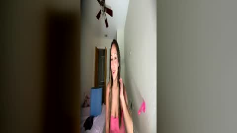 Snapshot of pynkpythia chatting on July 4, 1:56 am pynkpythia online show from July 4, 1:56 am