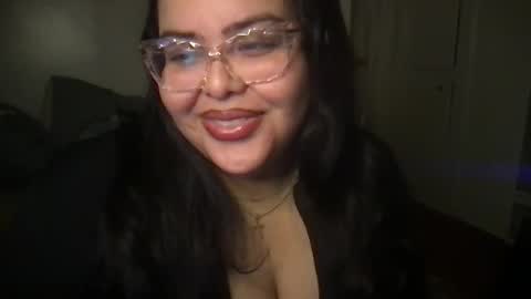 Prettypink Tinyhole online show from January 10, 6:38 pm