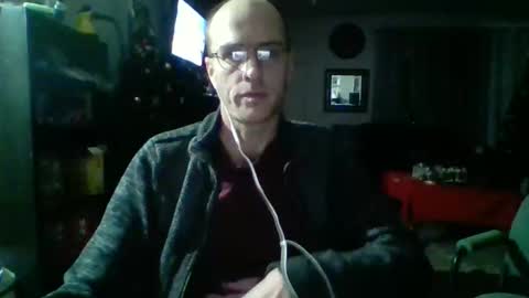 q2phq2ph online show from November 17, 3:34 am