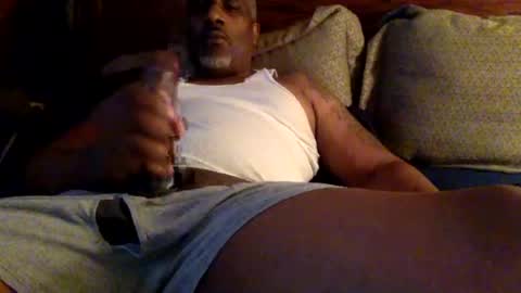 Snapshot of q35555 chatting on June 13, 4:21 am danniboy69 online show from June 13, 4:21 am