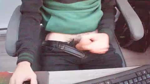 Snapshot of qc1969 chatting on October 27, 11:58 am qc1969 online show from October 27, 11:58 am