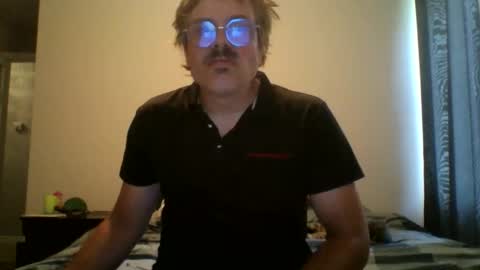 Snapshot of qc4h20 chatting on September 12, 7:25 pm horny fox online show from September 12, 7:25 pm