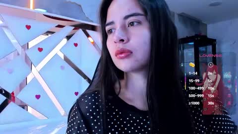 Qetsyah online show from March 5, 1:18 pm