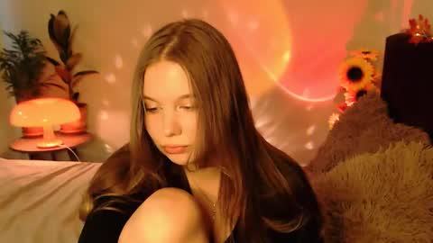 Snapshot of qt_nymph chatting on October 31, 1:01 pm Ariel online show from October 31, 1:01 pm