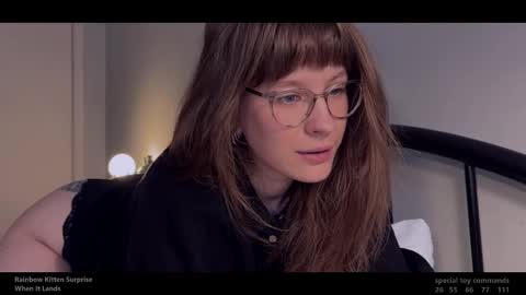 Snapshot of quack__quack chatting on October 2, 3:08 pm online show from October 2, 3:08 pm