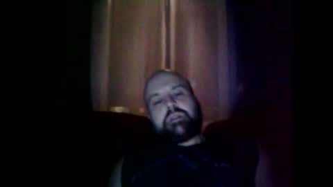 Snapshot of quebecboy233 chatting on November 7, 3:06 am quebecboy233 online show from November 7, 3:06 am