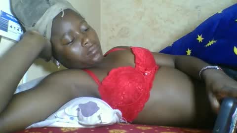 queen315810 online show from March 5, 3:24 am