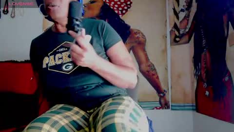 QnAnitaDix online show from April 15, 7:58 pm