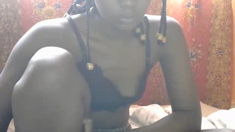 Snapshot of queen_banice chatting on October 24, 1:07 pm queen_banice online show from October 24, 1:07 pm