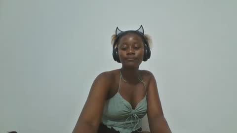 Snapshot of queen_diveer chatting on September 26, 4:00 pm queen_diveer online show from September 26, 4:00 pm