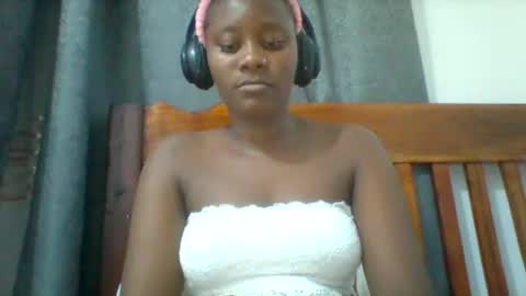 Snapshot of queen_diveer chatting on September 30, 8:36 pm queen_diveer online show from September 30, 8:36 pm